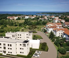 Istria, Parenzo – Moderno appartamento trilocale con area spa vicino alla spiaggia di Materada