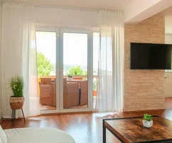 Rab, Barbat, two-room apartment 200 m from the sea
