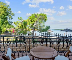 Apartmánová vila na prodej na ostrově Pašman v Chorvatsku