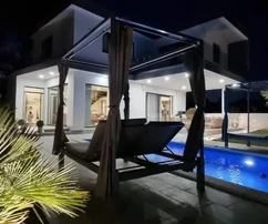 Svetvinčenat, Istria – Villa elegante con piscina immersa nella tranquillità verdeggiante