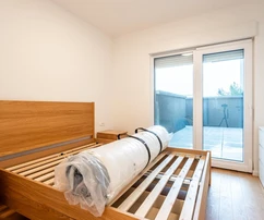 Split Visoka, esclusivo appartamento con due camere da letto, piscina e giardino in una nuova costruzione