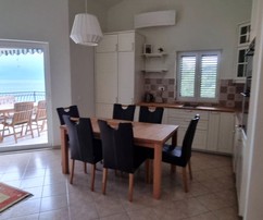 Ciovo Mare Spaziosa casa ammobiliata in vendita