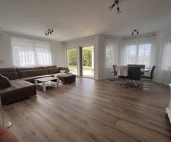 Moderne ebenerdige Villa mit Pool in Brtonigla zu verkaufen in Kroatien