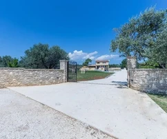 Fažana, Istrien: Exklusive Villa mit atemberaubendem Meerblick und Pool