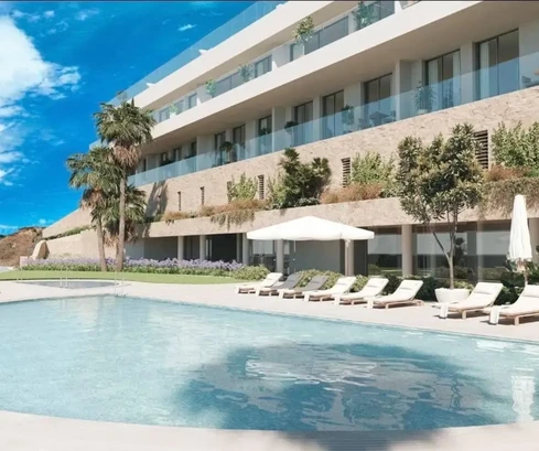 ID 208 / New terraced houses 400 meters from the beach in Fuengirola