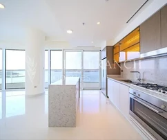 Appartamento di design con 3 camere da letto in vendita a Dubai