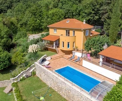 Gyönyörű villa medencével és tengerre néző kilátással, Isztria, Opatija