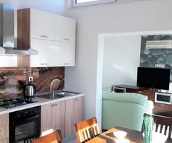 Luxusná vila na ostrove Čiovo s vyhrievaným bazénom len pár krokov od pláže na predaj