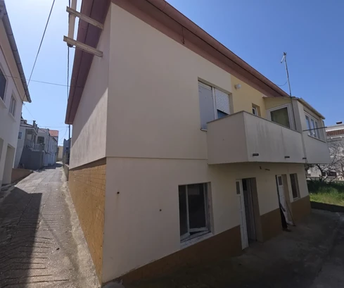 Casa independiente a 150 m del centro de Kali - ¡a un paso del mar!