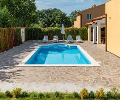 Neues schönes Haus mit Pool, Istrien, Labin