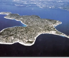 Trogir környéke, Drvenik Mali, mezőgazdasági terület, 180 m-re a tengertől