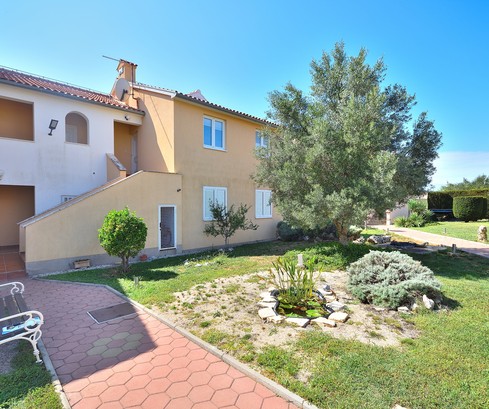 Mieszkanie na sprzedaż w Vodicach z widokiem na morze