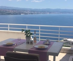 Attico in vendita con vista mare a Opatija in Croazia