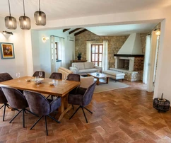 Istria, near Poreč: Stone villa with pool and view
