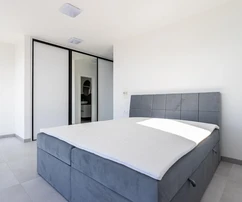 Villa de lujo en venta con vista al mar en Brela, Croacia