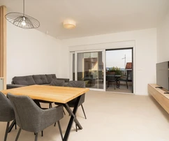 Zadar, Kozino, moderno appartamento con due camere da letto e vista mare