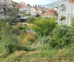 Trogir, Baugrundstück 973 m2, 900 m vom Zentrum entfernt