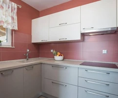 Chalet independiente con piscina en venta en Fažana, Croacia