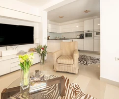 Vir, rodinný dom na výnimočnom mieste, len 30 metrov od mora