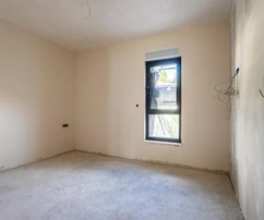 Omiš, przestronne dwupokojowe mieszkanie, nowy budynek, drugi rząd od morza