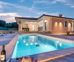 Bellissima casa nuova con piscina, Istria, Labin