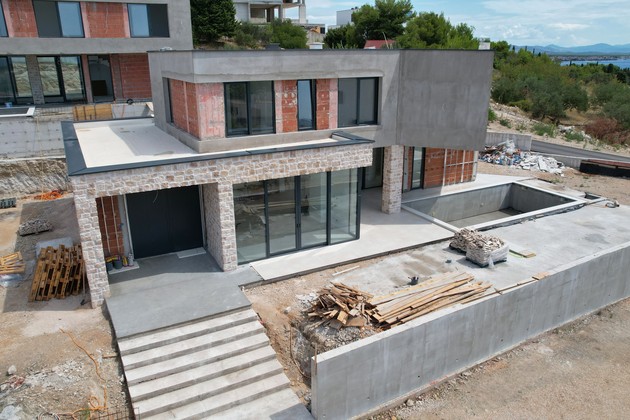 Villa con vista al mar en venta en Vodice