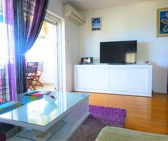 Möblierte Wohnung mit Meerblick auf der Insel Čiovo