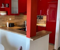 Сумартин, трехкомнатная квартира с видом на море, 83 м²