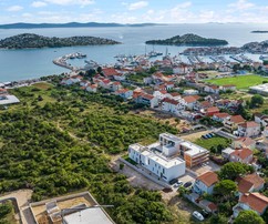 Luxusvilla in Tribunj zu verkaufen