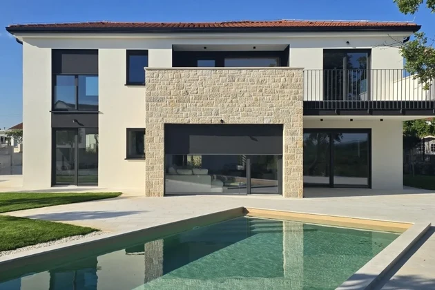 Maison Stranići près de Lovreč, Sveti Lovreč, 180m2