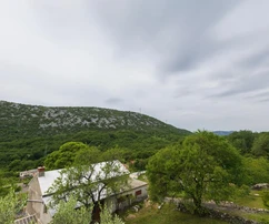 Очаровательная вилла с бассейном на продажу в Брибире, Хорватия