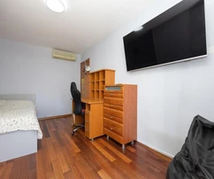Confortevole appartamento con tre camere da letto in vendita a Spalato Žnjan in Croazia
