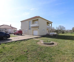 Dom na predaj Grbe 252 m²