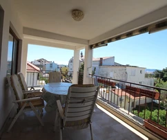 Puntamika Vitrenjak - Casa independiente con vista al mar - ¡a 200 m de la playa!