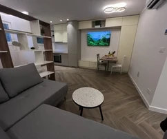 Split, Gripe, teljesen felújított, egy hálószobás, 35 m²-es földszinti lakás.