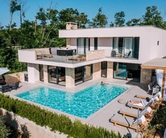 Modern Mansion Near Zadar