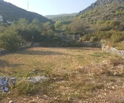 Seget Vranjica, działka budowlana 1200 m2, 350 m od morza