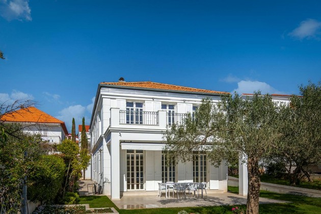 Beautiful Mediterranean Villa by the Sea – Zadar