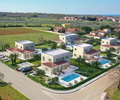 Detached home with a pool for sale near Poreč in Croatia