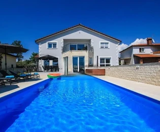 Kaštelir, Istrie – Luxusní vila s bazénem, blízko moře