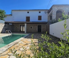Istria, Porec: Casa de piedra renovada con piscina