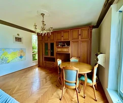 Istria, Umag: Garaż na podwórku apartamentu blisko morza