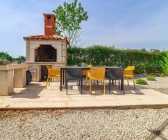 Istrie, Poreč, Authentique maison en pierre avec piscine à vendre
