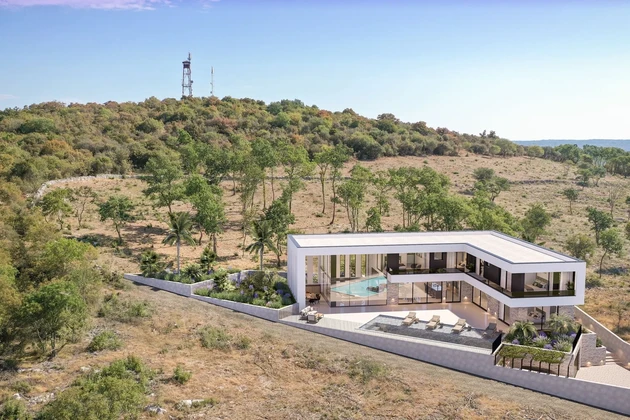 Telek Golaš, Bale, 834 m²