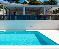 Brela, villa de piedra única con vista panorámica y piscina