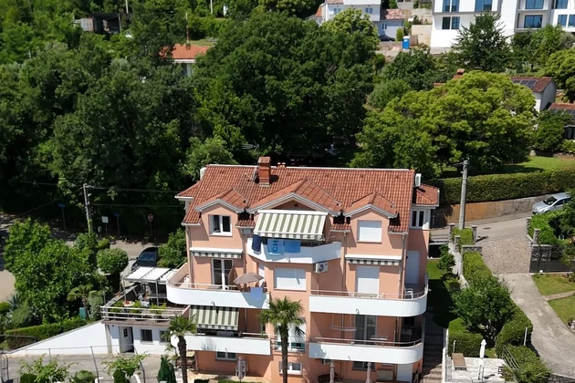 Kvarner, Opatija: Luxusvilla mit 8 Apartments