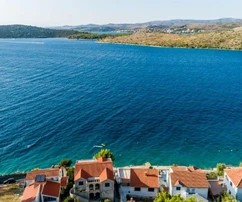 Seafront house near Šibenik
