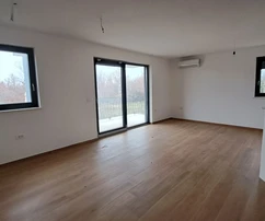 Poreč, Istria: Priestranný penthouse s dvoma bytmi