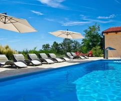 Istria, Višnjan: Willa otoczona naturą