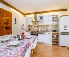 VILLA INDIPENDENTE CON VISTA MARE, A 600 M DALLA SPIAGGIA!
